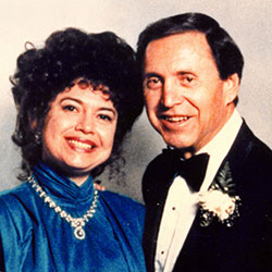 Jeanne Gold and Rabbi Aaron Gold